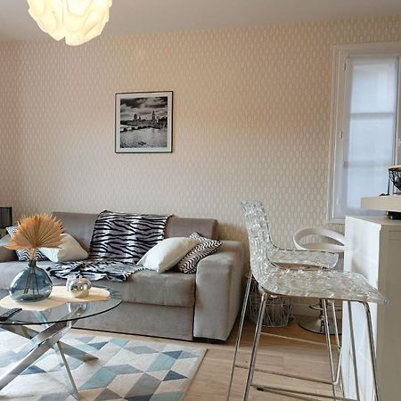 Appartement Design Avec Piscine 디뉴레뱅 외부 사진