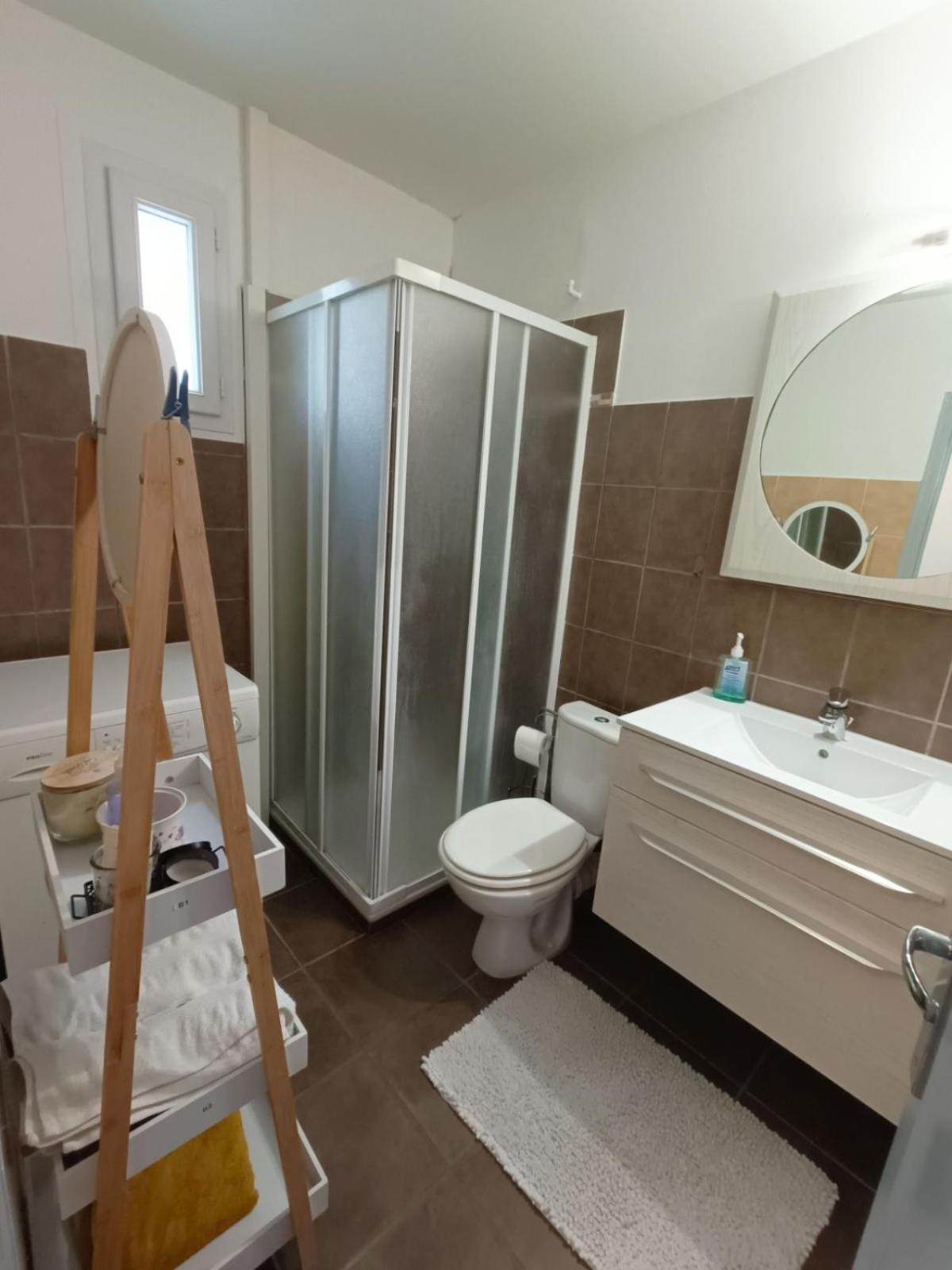 Appartement Design Avec Piscine 디뉴레뱅 외부 사진